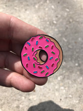 Load image into Gallery viewer, Donut pin